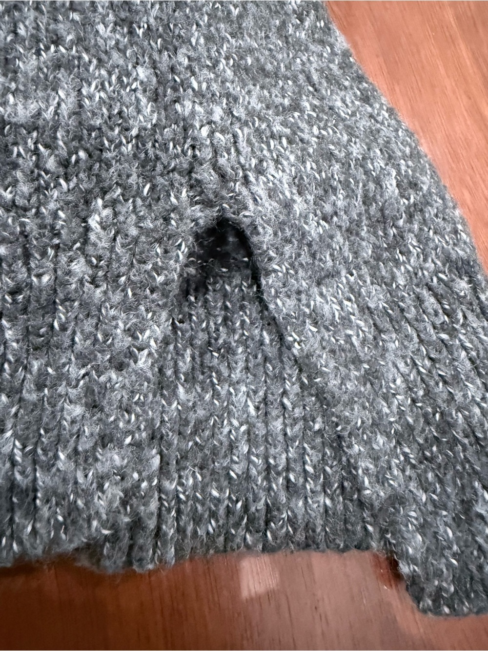 Hollister Women's Charcoal Heather V-Neck Sweater - Picture 3 of 4